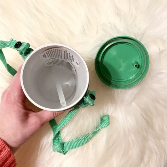 New Vintage Disney Pocahontas Meeko 90s Water Cup Bottle With Straw - Picture 5 of 6